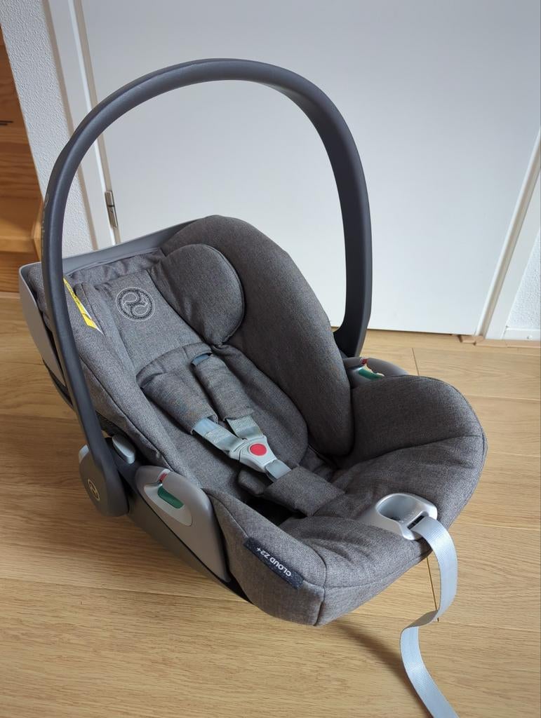 Cybex Cloud Z i-Size autostoel met base, Slaapstand, Zo goed als nieuw, Isofix, Ophalen