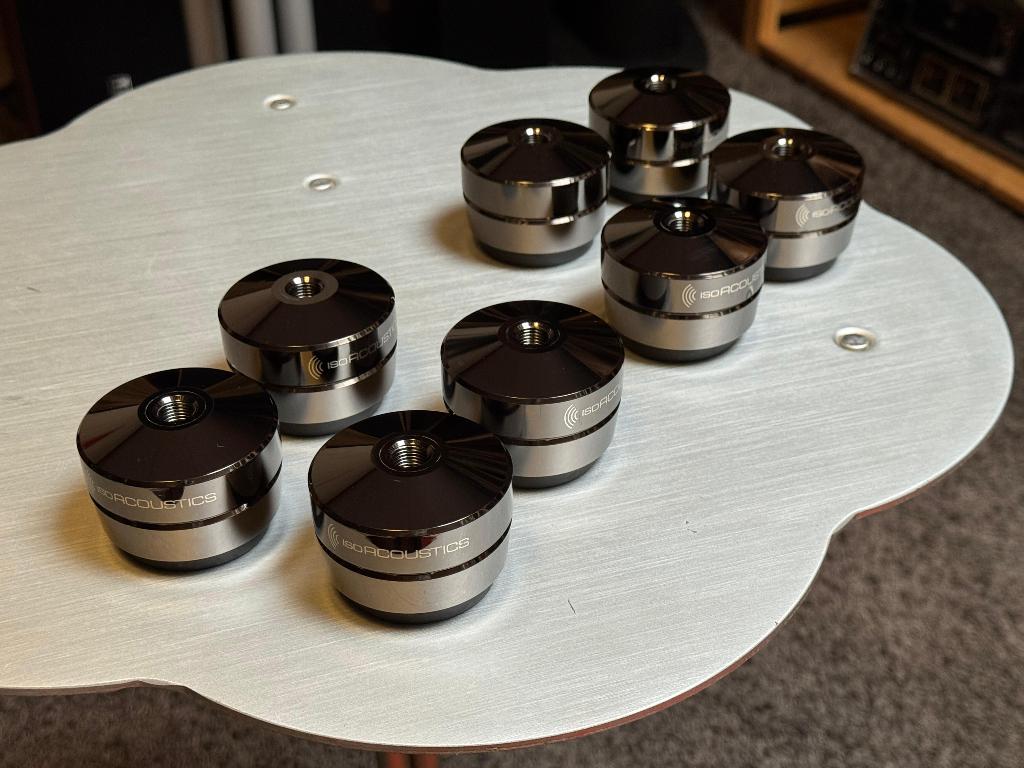 IsoAcoustics Gaia I / Occasion set (8 st.), Overige merken, Gebruikt, Ophalen of Verzenden, Minder dan 60 watt