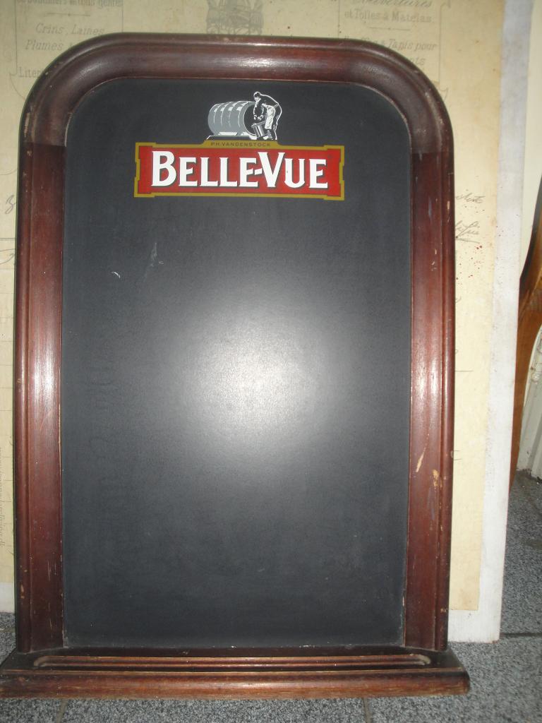 antiek  leisteen bierbord bella vue krijtbord, Ophalen of Verzenden, Gebruikt, Reclamebord, Plaat of Schild, Overige merken