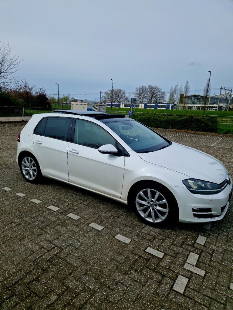 Golf 7 1.4 TSI NIEUWE Motorblok (2019) | Pano | Massage |, Voorwielaandrijving, Euro 5, 4 cilinders, 620 kg