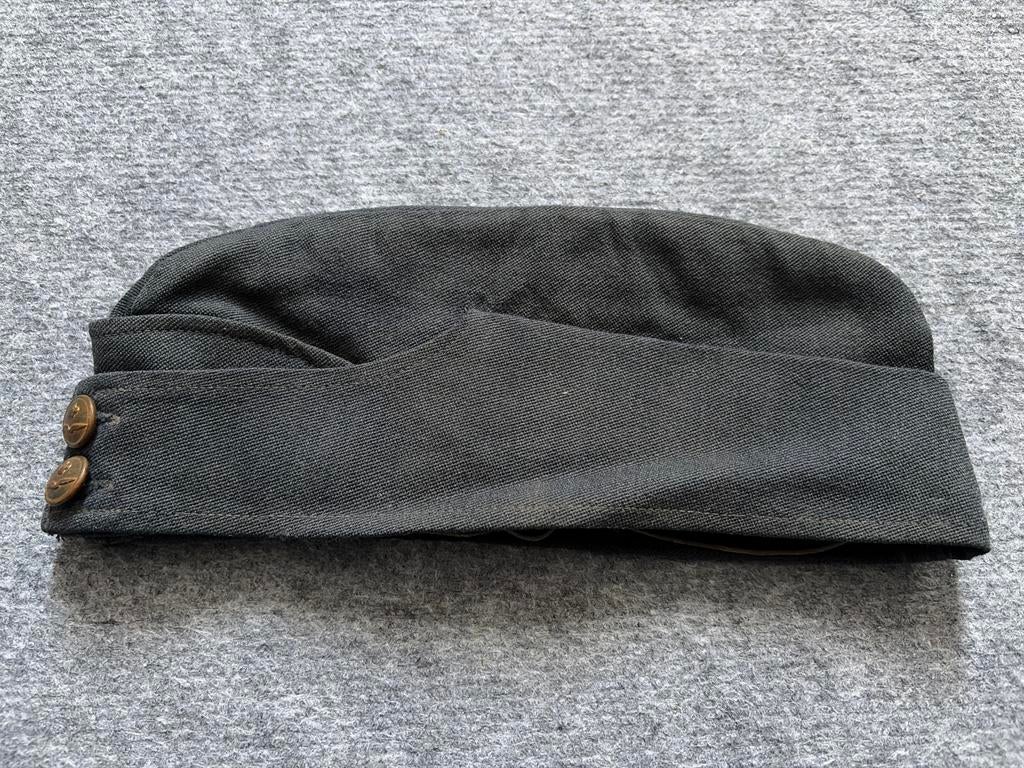 Oud schuitje hoofddeksel Koninklijke Luchtmacht KLu CLSK, Verzenden, Luchtmacht, Nederland, Helm of Baret