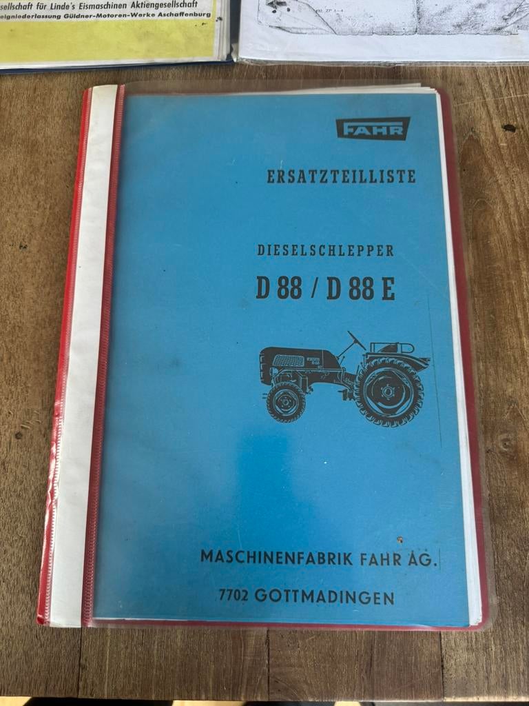 Oltimer tractor boekjes, Ophalen of Verzenden, Zo goed als nieuw, Overige onderwerpen