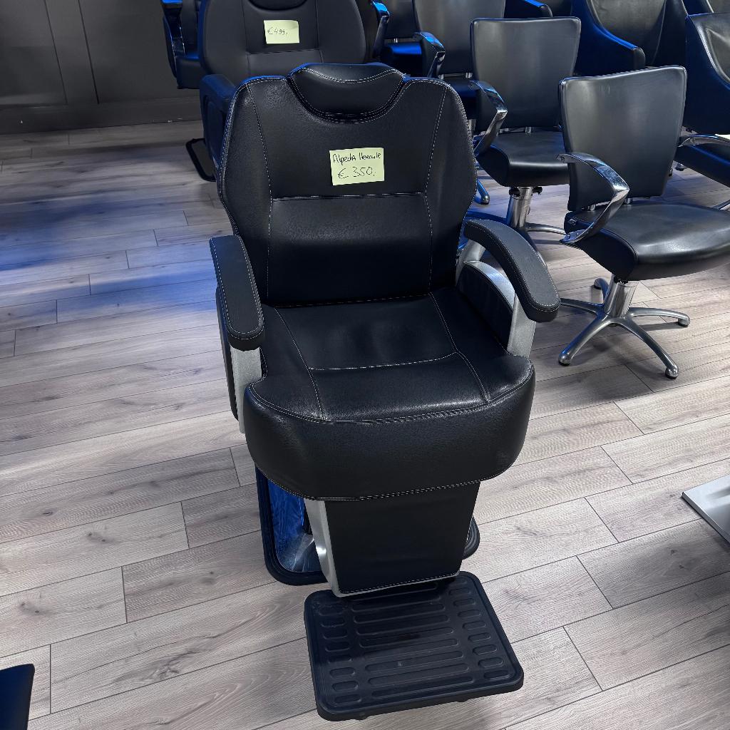 barbierstoel zwart herenstoel pompstoel scheren barber 1 stu, Ophalen of Verzenden, Zo goed als nieuw