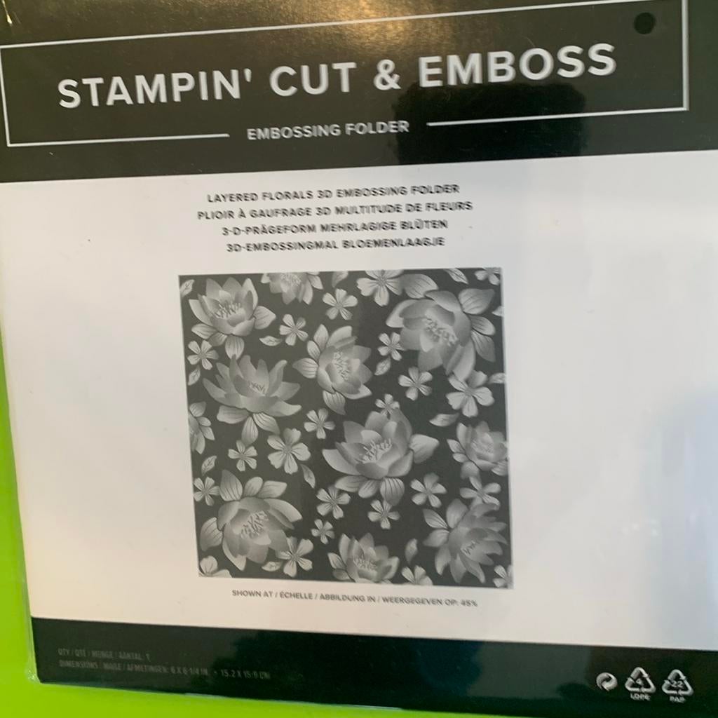 Layered Florals 3D Embossing Folder Stampin Up NIEUW, Ophalen of Verzenden, Nieuw, Frame of Mal