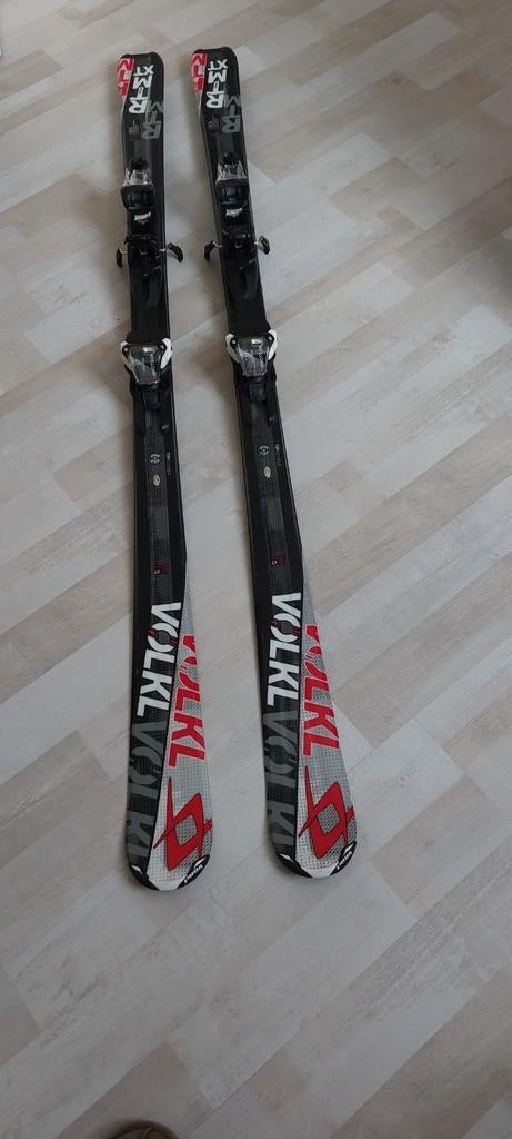 Volkl Ski's 168cm - Gebruikt, in goede staat, Sport en Fitness, Skiën en Langlaufen, 160 tot 180 cm, Gebruikt, Carve, Skiën