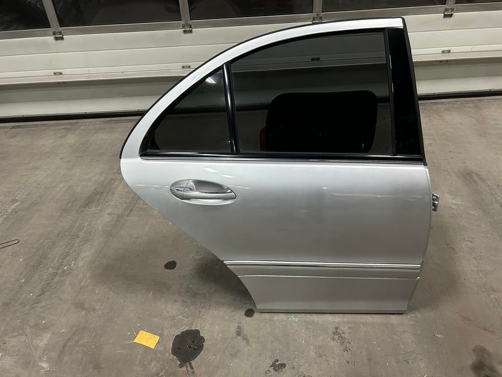 Mercedes C. Sedan. W203 deur recht achter portier, Auto-onderdelen, Ophalen of Verzenden, Rechts, Deur