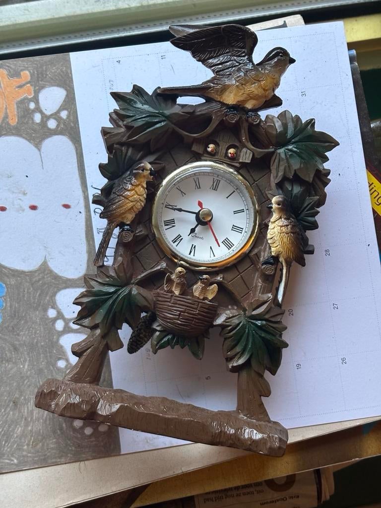 Klok met vogelornamenten, Antiek en Kunst, Ophalen of Verzenden