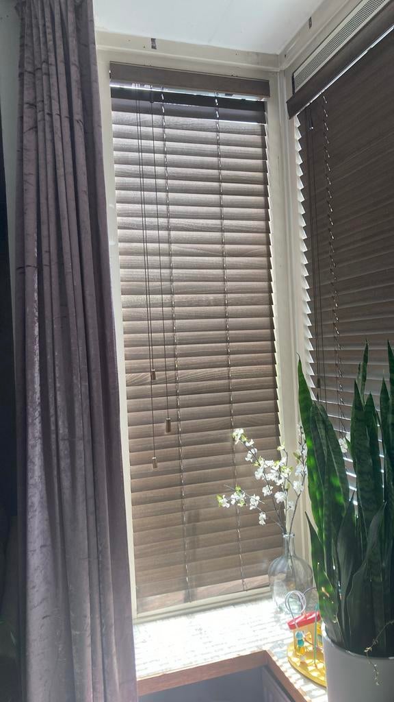 Houten jaloezie 50mm - Donkerbruin Walnoot - Nieuw, Ophalen, Minder dan 50 cm, Bruin, Nieuw