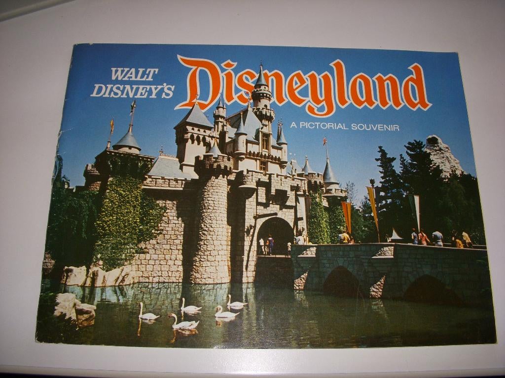 Prachtige brochure Walt Disney's Disneyland uit 1972, Ophalen of Verzenden, Overige figuren, Gebruikt, Overige typen