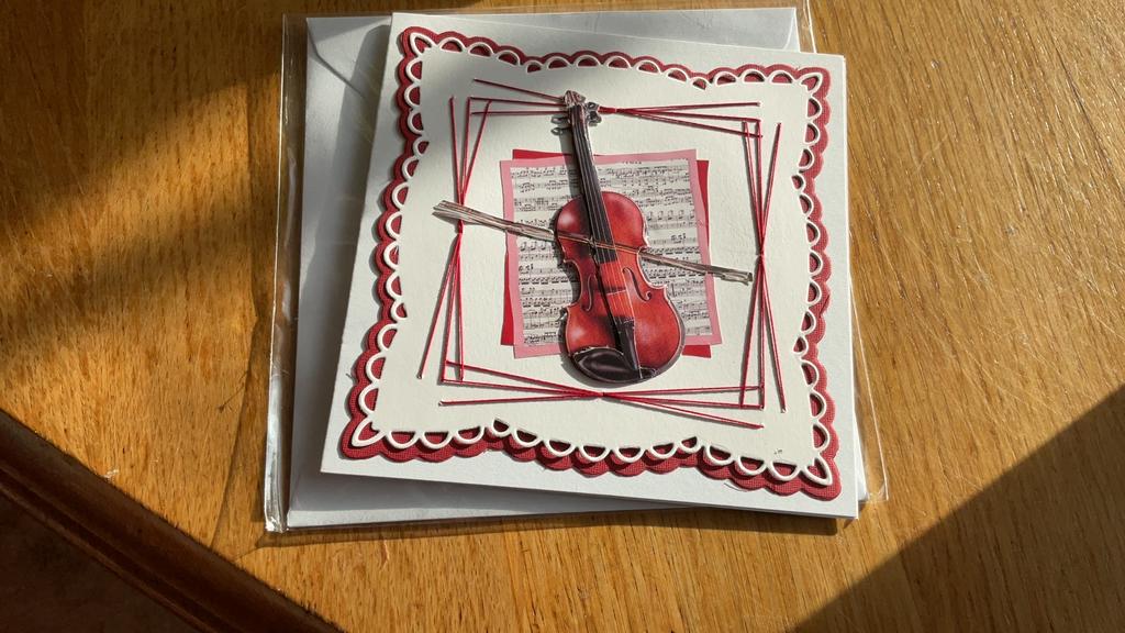 Zelfgemaakte kaart.  Viool 29, Ophalen of Verzenden, Nieuw, Kerst