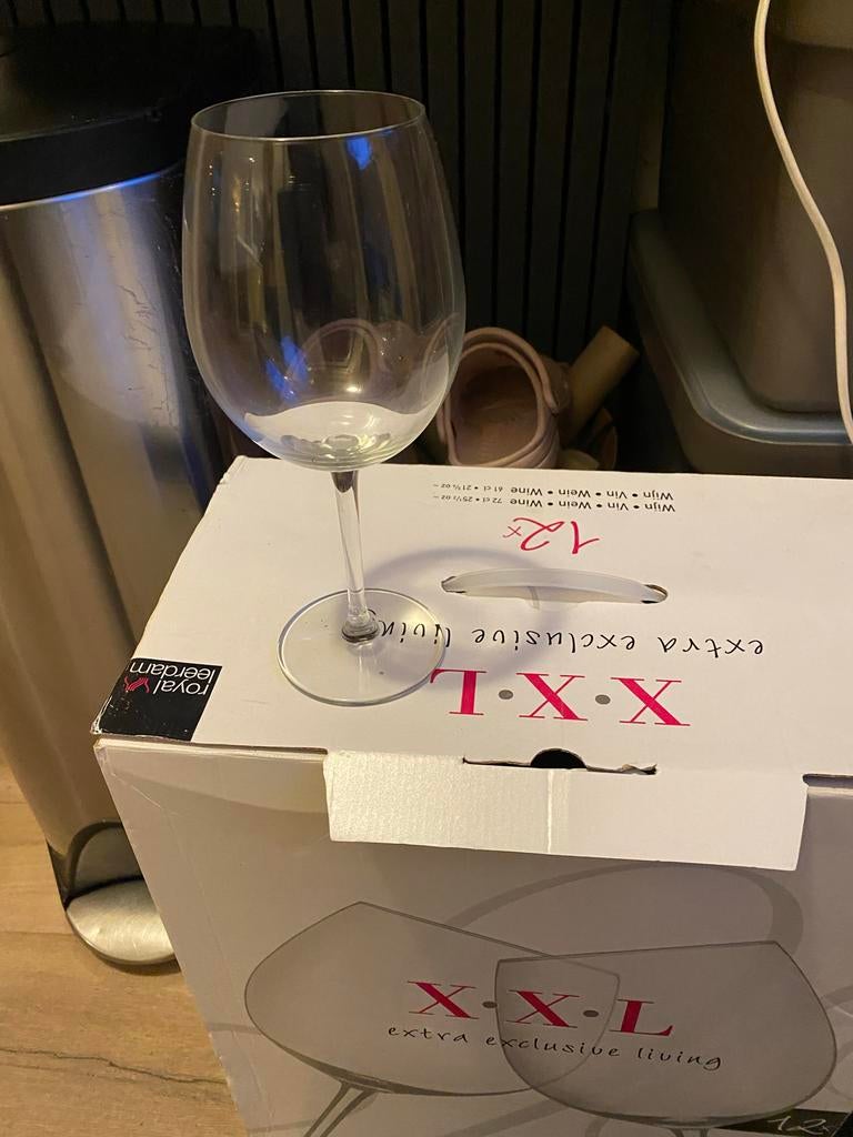 12 extra exclusive living wijnglazen, Ophalen, Glas of Glazen, Overige stijlen, Glas