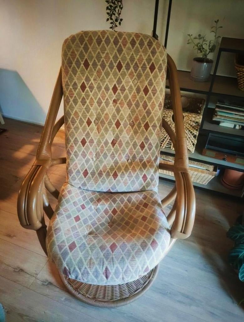 Vintage bamboe/rotan  Manou draaistoel, Ophalen