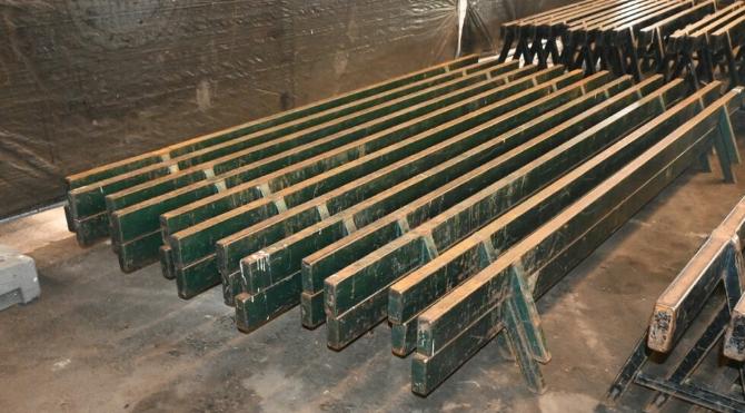 metalen onderbouw podium, Ophalen, Gebruikt