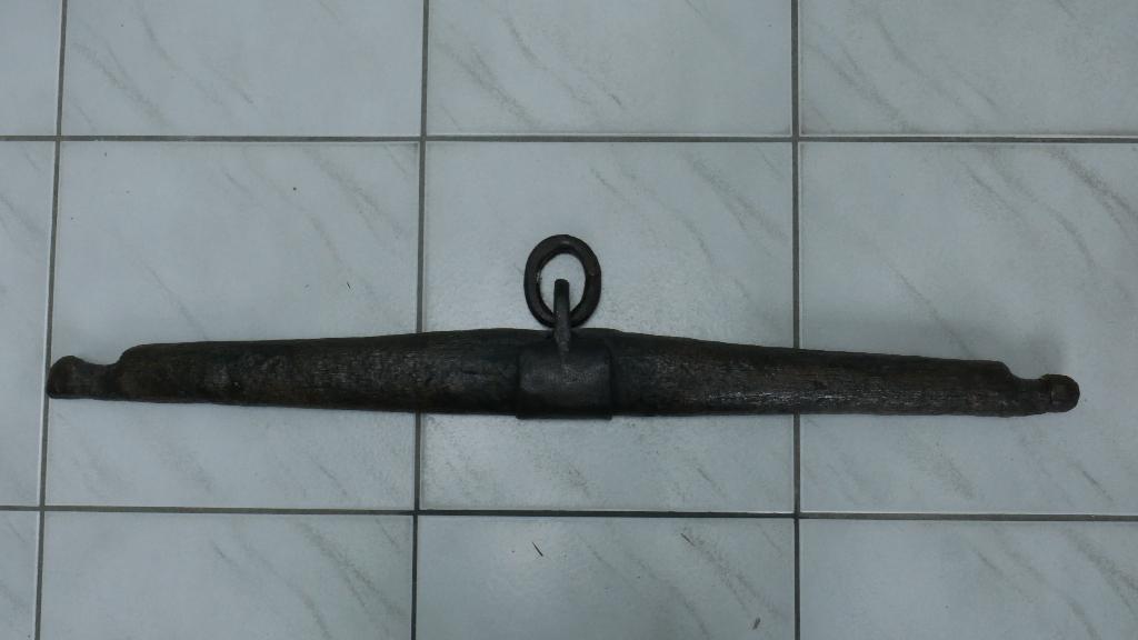 Antiek houten juk, Ophalen