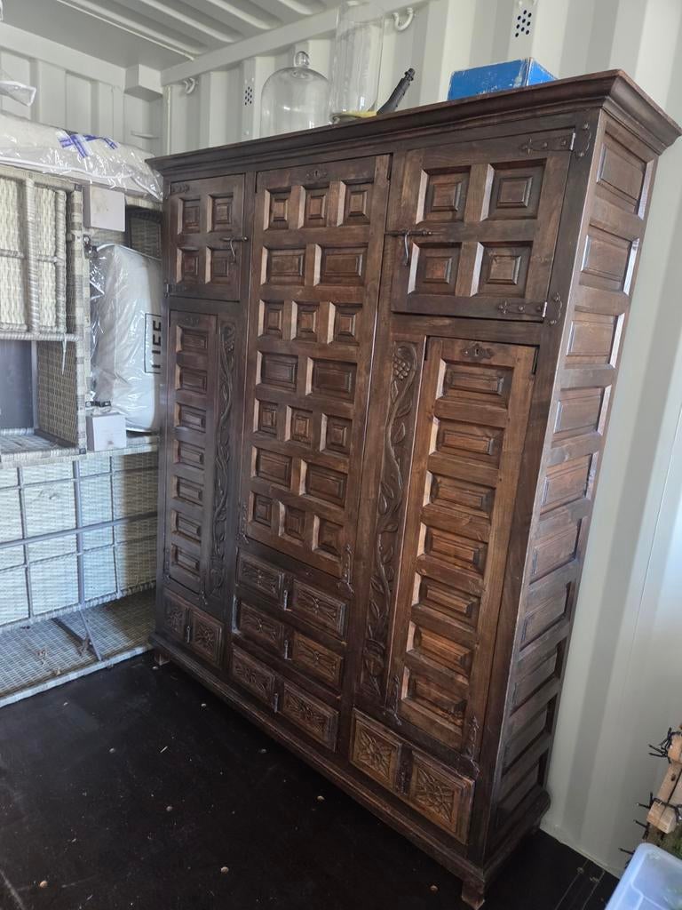 Antieke Spaanse kast, Antiek en Kunst, Ophalen