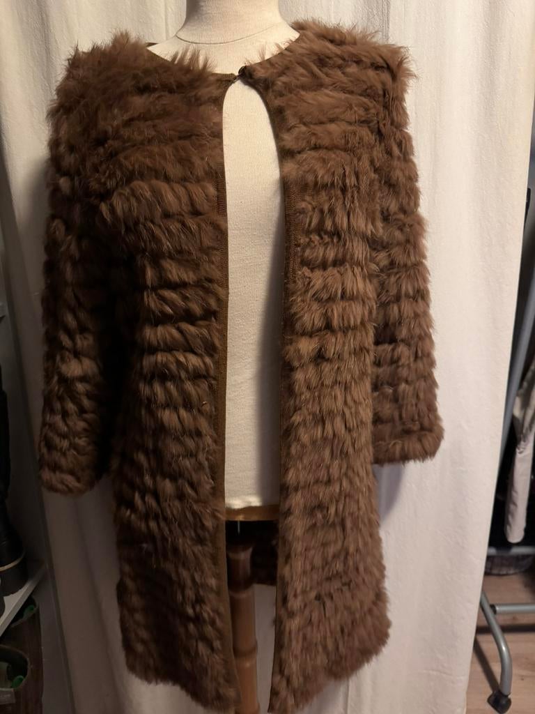 Caroline Biss konijnenbont vestje cognac kleur. Maat 40, Ophalen of Verzenden, Zo goed als nieuw, Maat 38/40 (M), Bruin