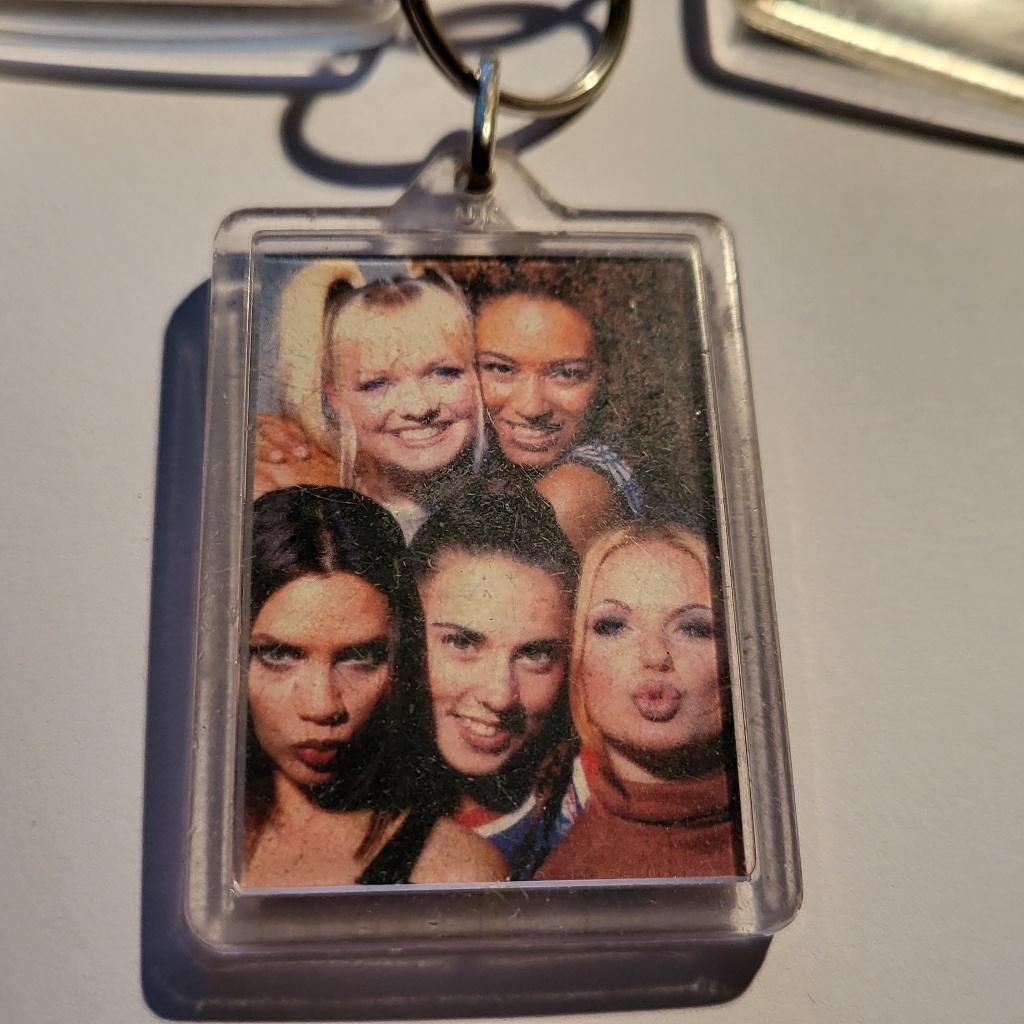 Vintage Spice Girls sleutelhangers, tijdschriften jaren 90, Verzamelen, Ophalen of Verzenden, Overige typen