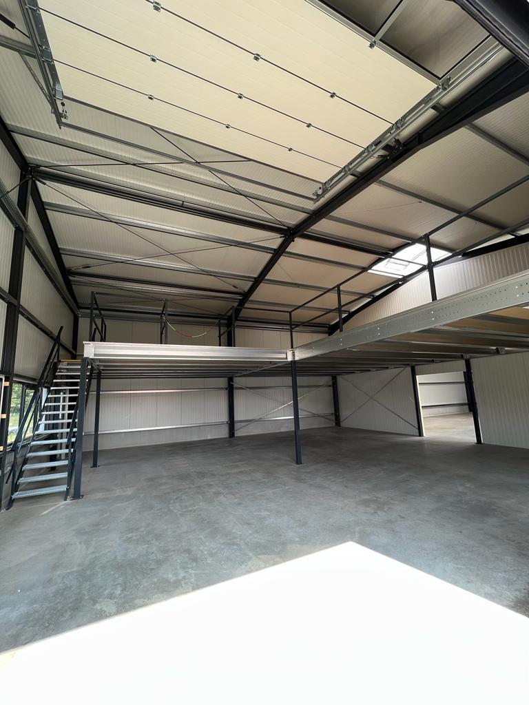Nieuwe Entresolvloer: 10.000 x 8.000 80m2 3 meter hoog, Ophalen of Verzenden