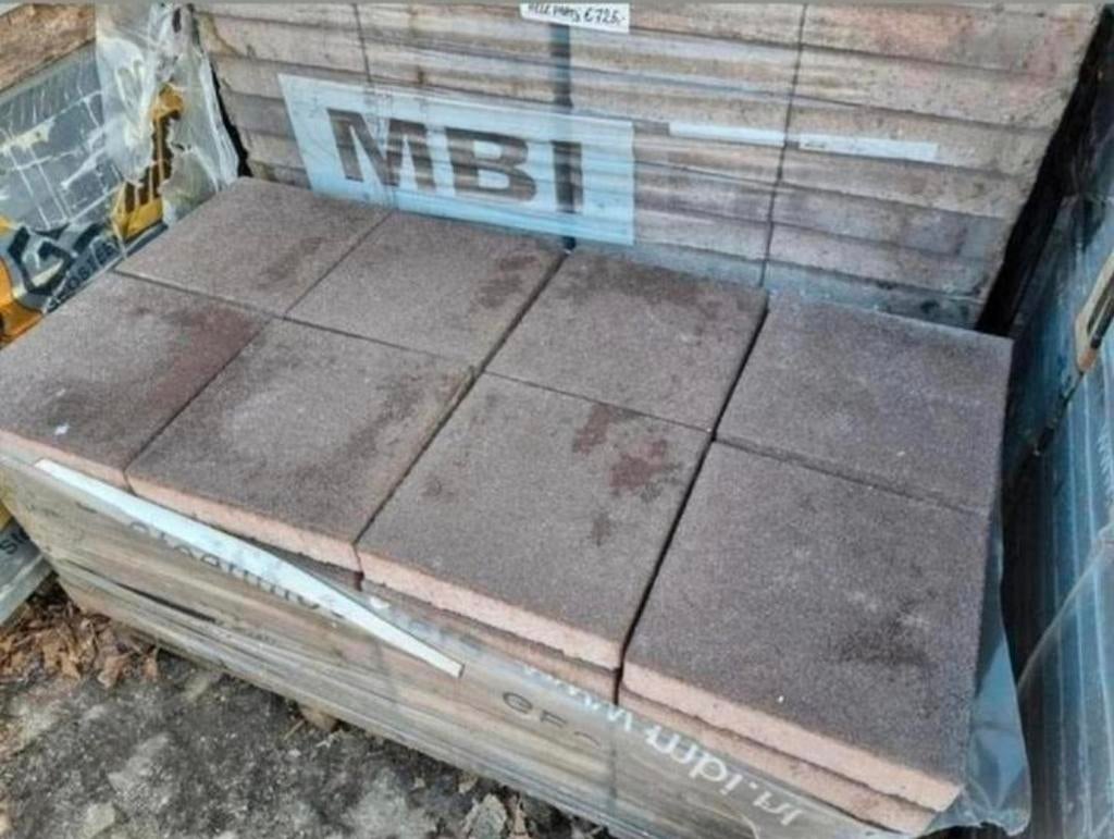 Nog 65,5m² 30x30x6 tuin tegels heidemangaan s-partij, Nieuw, Ophalen of Verzenden, 10 m² of meer, Beton