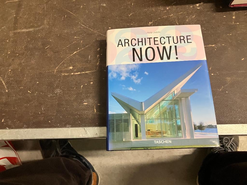 modernisme architecture now, Ophalen of Verzenden, Zo goed als nieuw, Architecten