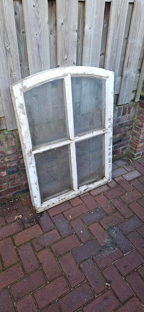 Oud boeren schuurtje raam - 77x104 cm, Doe-het-zelf en Verbouw, Glas en Ramen, Ophalen, Gevelraam of Ruit, Gebruikt, Minder dan 80 cm