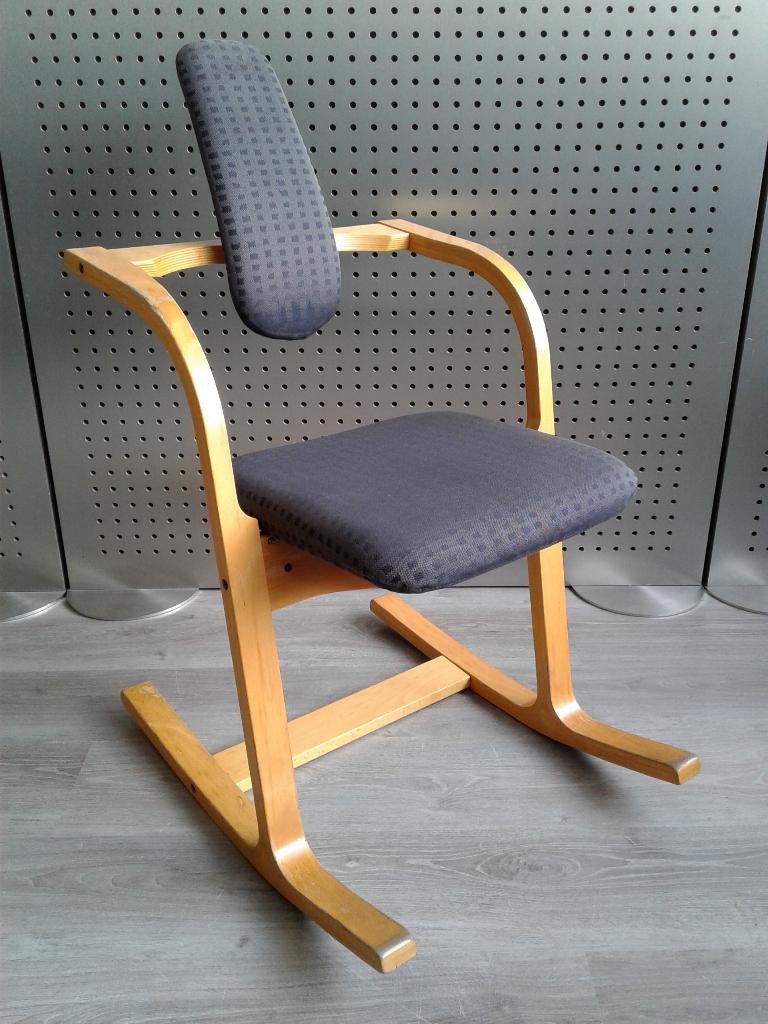 1x Stokke (Variér) Actulum (Zilver/Grijs), Zeer Goed!, Huis en Inrichting, Stoelen, Gebruikt, Ophalen of Verzenden, Variér, Overige materialen