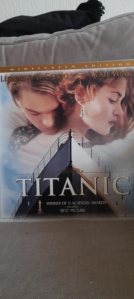 Laserdisc  Tatanic, Ophalen of Verzenden, Zo goed als nieuw