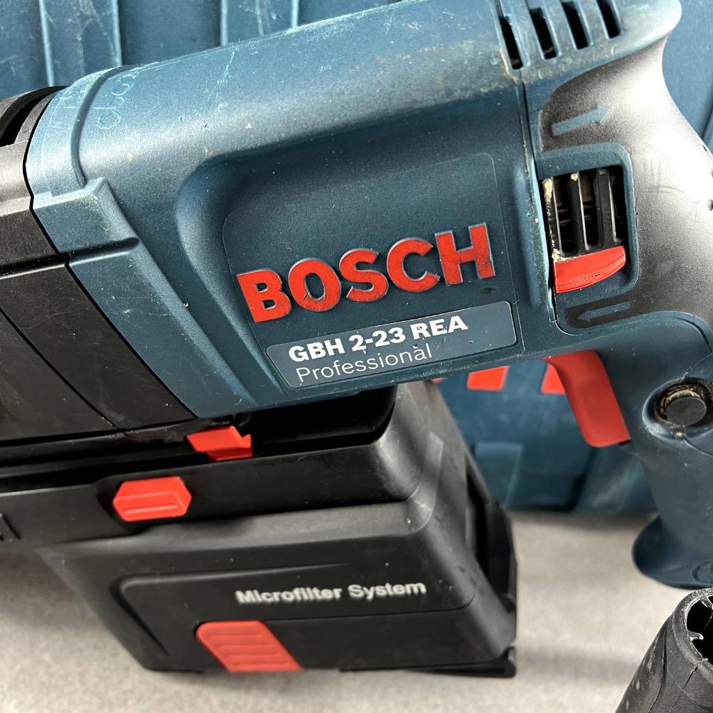 Bosch GBH 2-23 boormachine | met filter | bedraad | 391881, Ophalen of Verzenden, Zo goed als nieuw, Boormachine