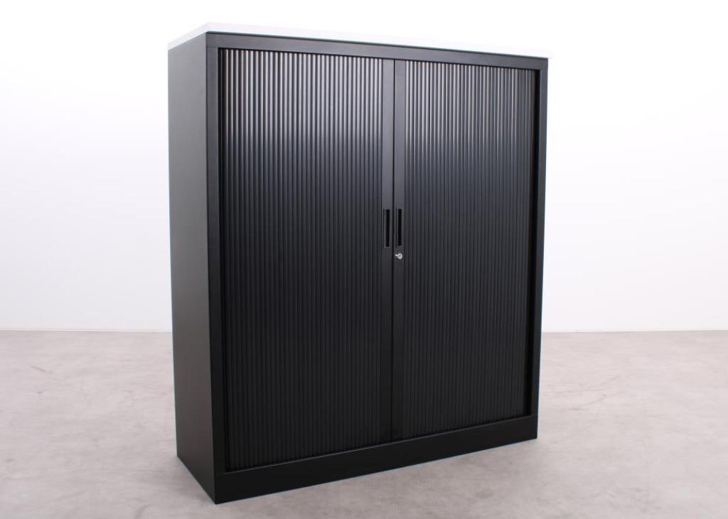 MR Roldeurkast | Zwart | 2 legborden | Nieuw topblad naar ke, 100 tot 150 cm, 100 tot 150 cm, Ophalen of Verzenden, Zo goed als nieuw