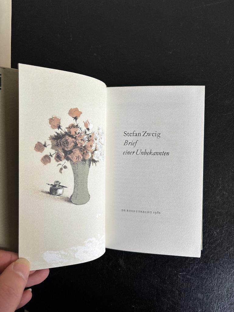 Stefan Zweig - Brief einer Unbekannten - De Roos, 1981, Ophalen of Verzenden, Zo goed als nieuw, Nederland, Stefan Zweig