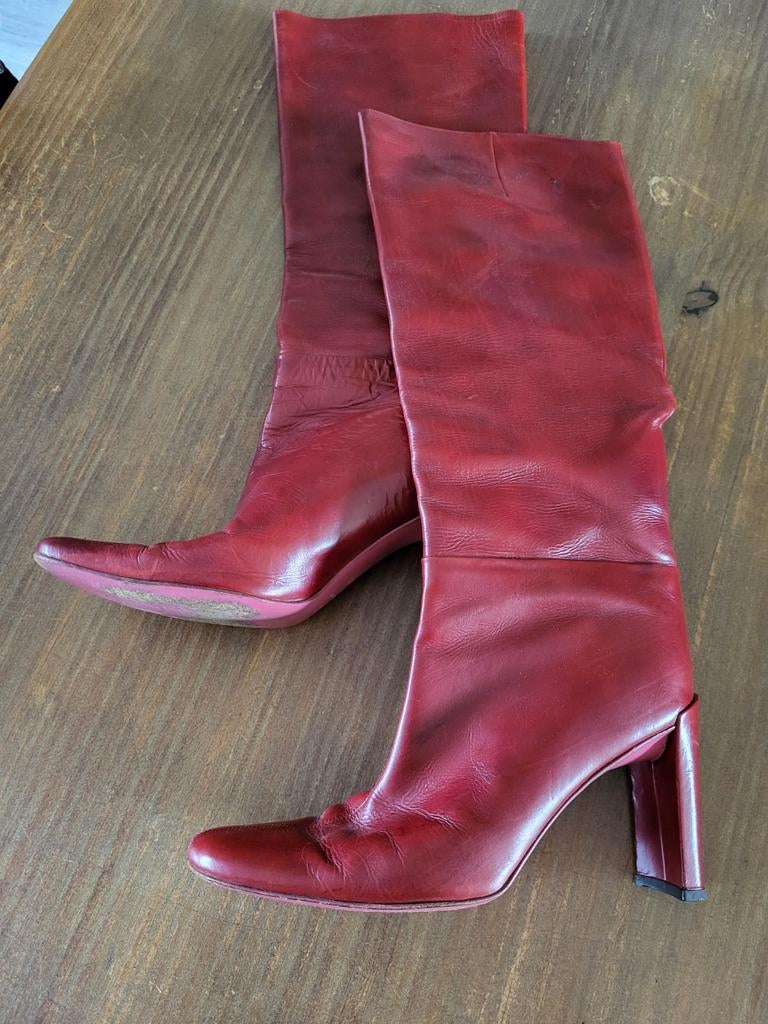 DKNY Prachtige Knalrode Leren Laarzen - Maat 40, Hoge laarzen, DKNY, Ophalen of Verzenden, Zo goed als nieuw