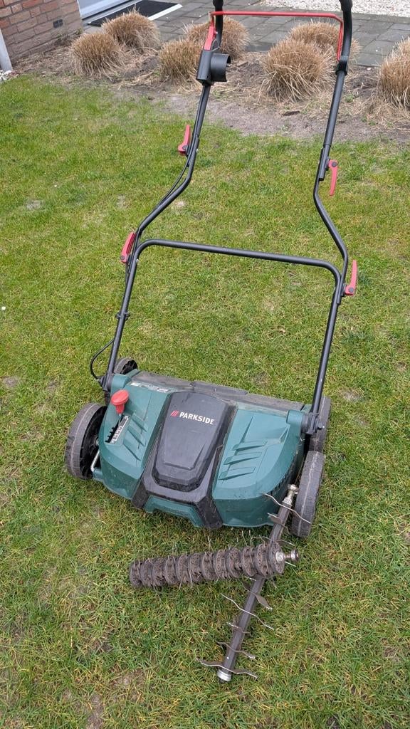 Parkside Elektrische Verticuteermachine/Grasmaaier, Tuin en Terras, Grasmaaiers, Cirkelmaaier, Gebruikt, Elektrische grasmaaier
