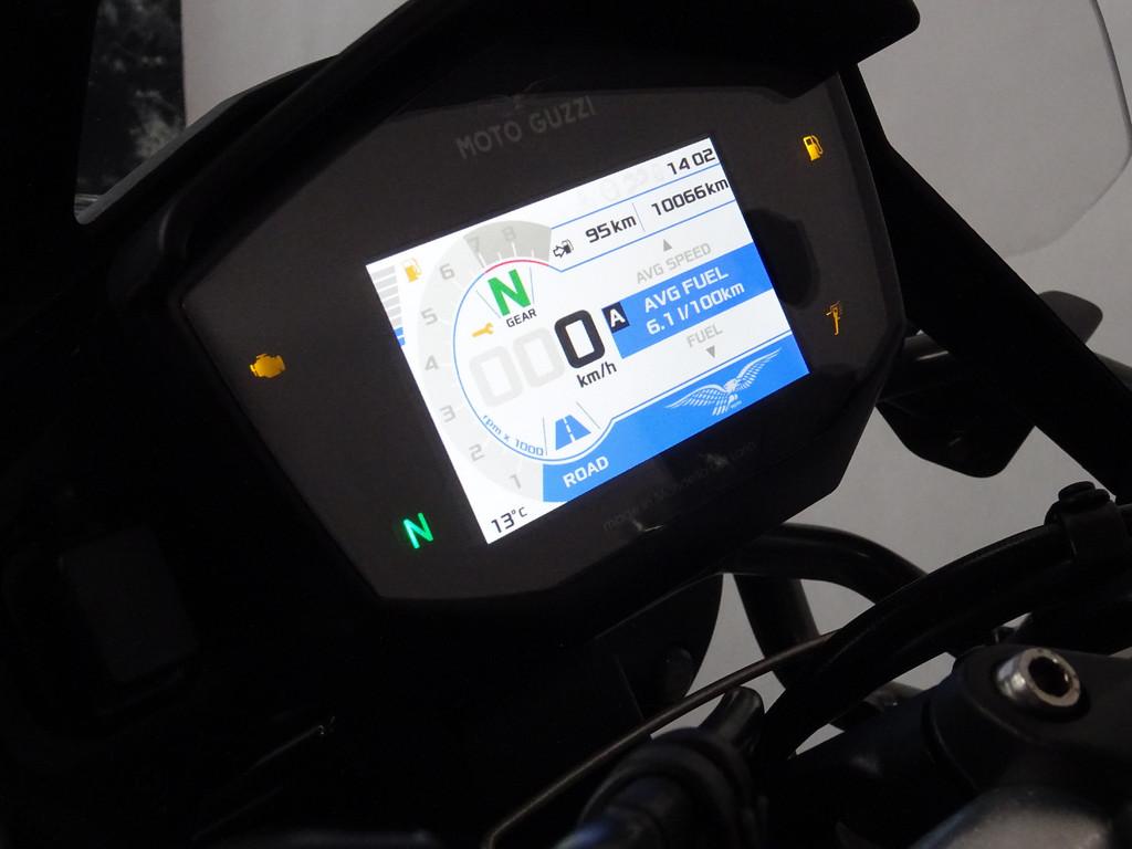 Moto Guzzi V85TT V85 TT - foto 3