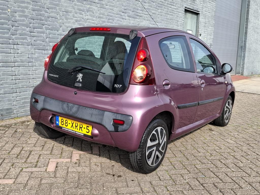 Peugeot 107 1.0 Active 5-Drs Airco/LED Nw APK ✅ (bj 2012), Euro 5, Gebruikt, Overige kleuren, 4 stoelen