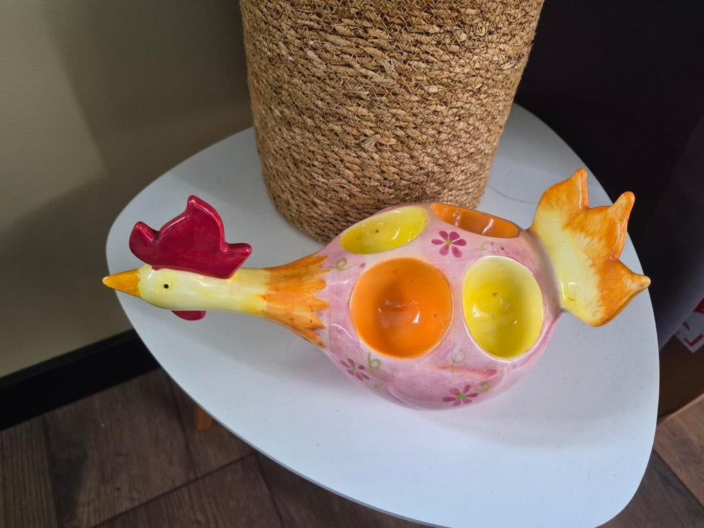 Gekleurde kip eierhouder van L. Dake en Zn., Ophalen of Verzenden