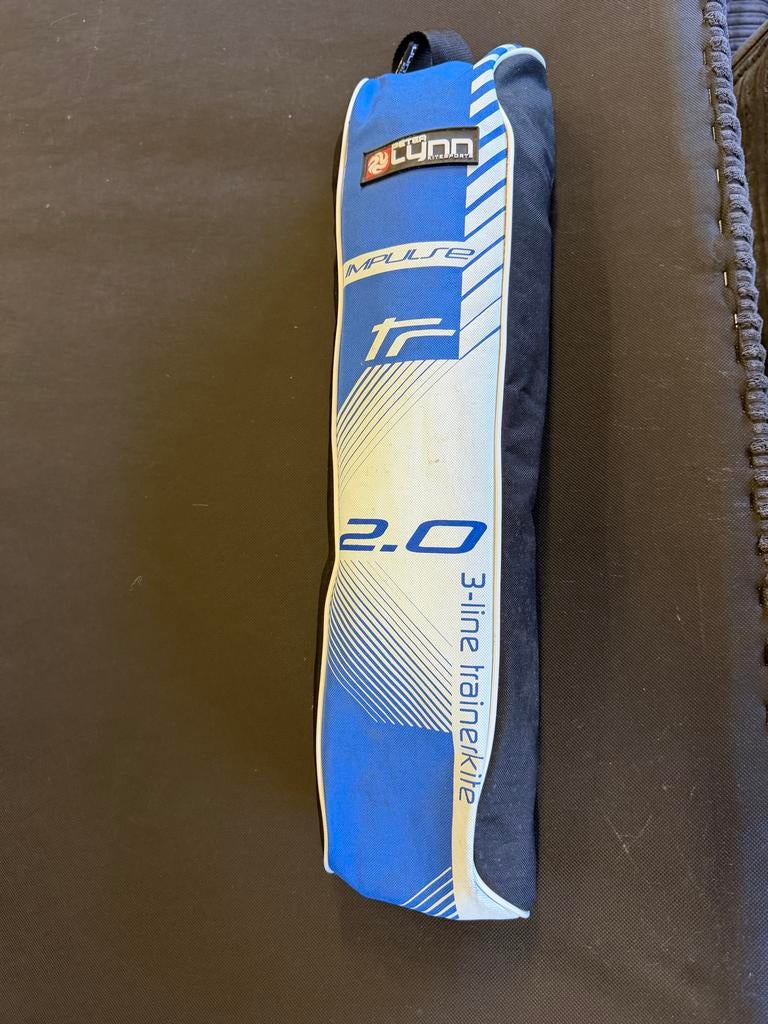 Trainerkite 2.0 meter met bar en lijnen, Watersport en Boten, Kitesurfen, Gebruikt, Bar, Geen board, Ophalen of Verzenden