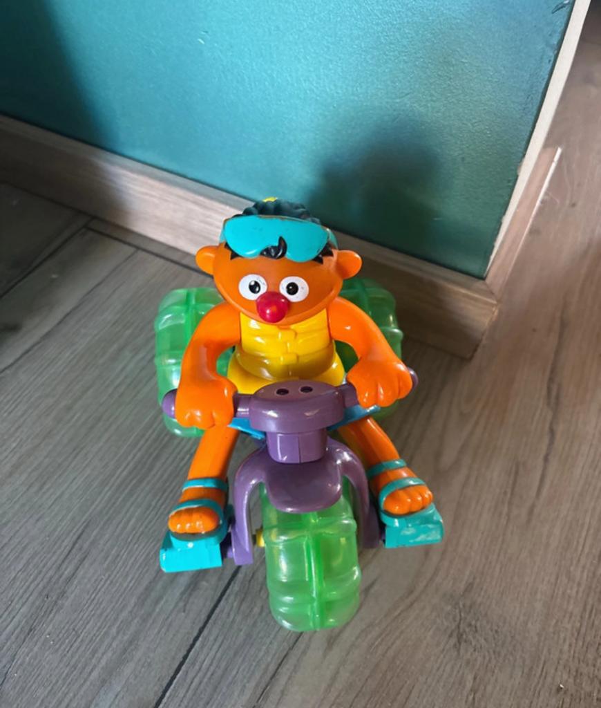 Sesamstraat vintage auto s die rijden, Ophalen of Verzenden, Zo goed als nieuw