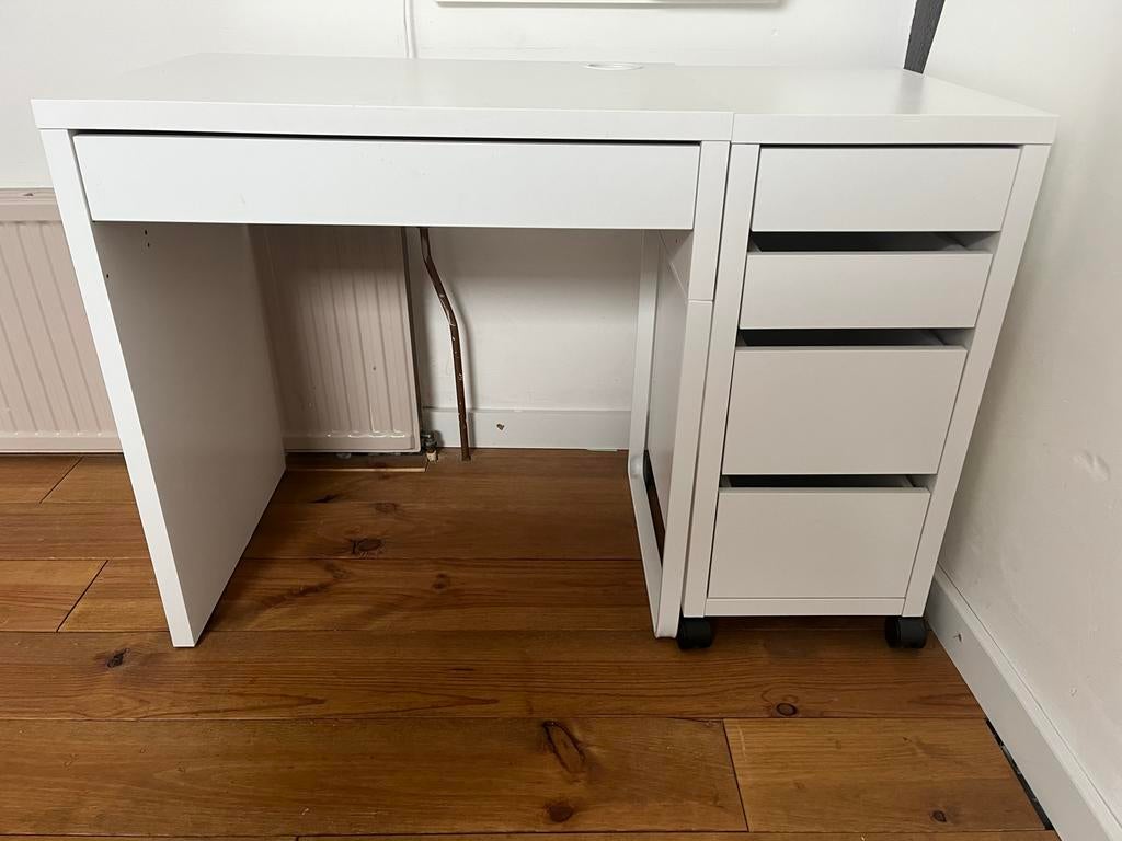 Wit Micke bureau met ladeblok (IKEA), Gebruikt, Spaanplaat of MDF, Ophalen of Verzenden, Computerbureau