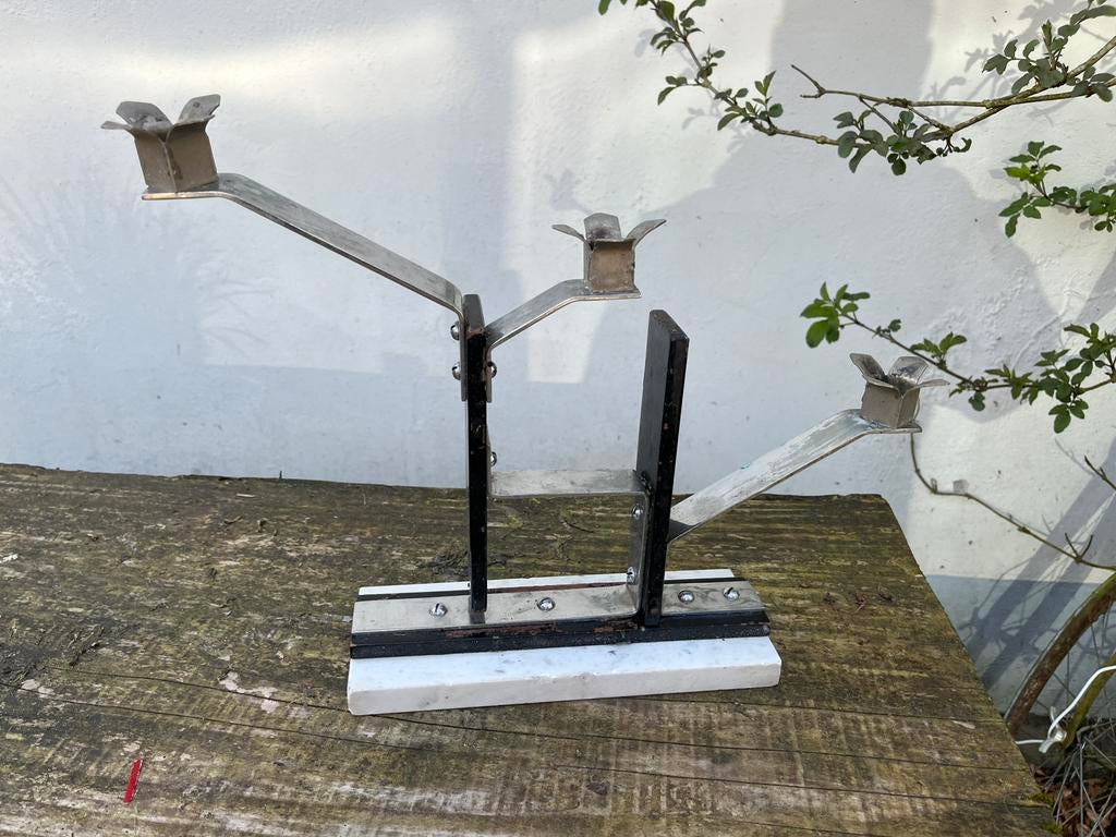 Zware kaarsenstandaard metaal marmer jaren 60-70 vintage €20, Gebruikt, Zwart, Ophalen of Verzenden, Metaal