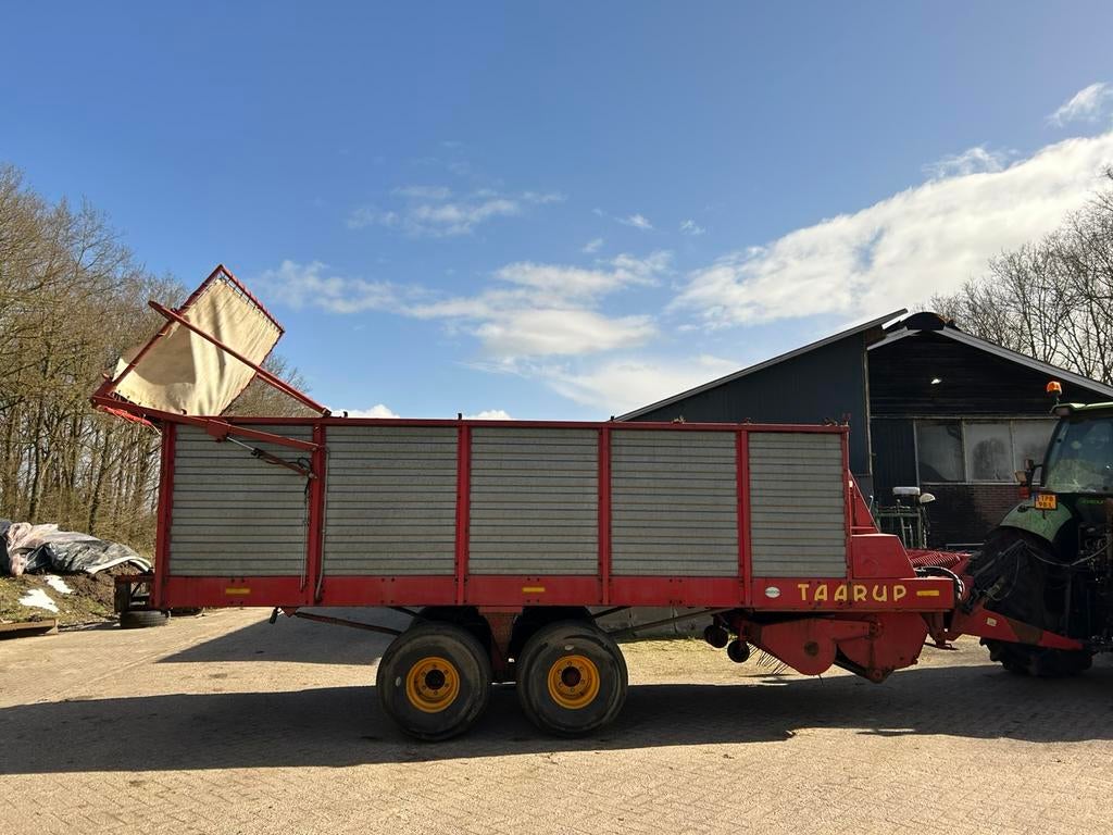 Taarup 1030, Ophalen, Weidebouw