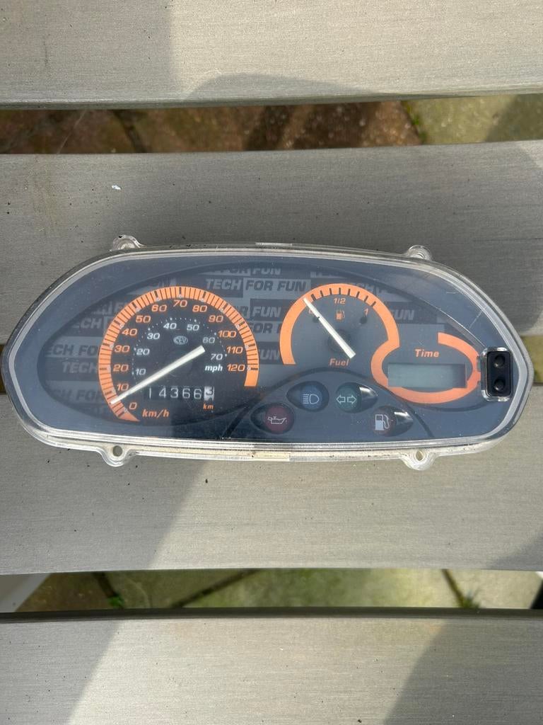 Typhoon/ zip onderdelen, Ophalen, Nieuw