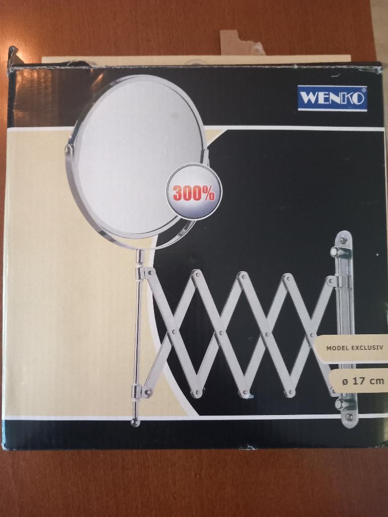 Wandspiegel met met harmonica arm, Minder dan 50 cm, Rond, Ophalen of Verzenden, Zo goed als nieuw