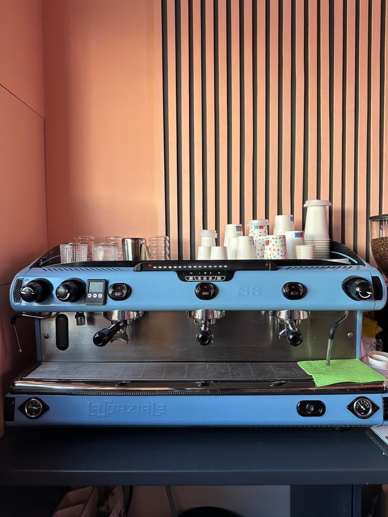 La Spaziale S8 - 3-groeps espressomachine | Service gehad, Ophalen of Verzenden, Gebruikt, Koffie en Espresso