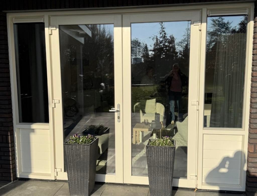 Kunststof kozijn met zijlichten en tuindeuren, Doe-het-zelf en Verbouw, Deuren en Horren, Ophalen, Kunststof, Gebruikt, Buitendeur