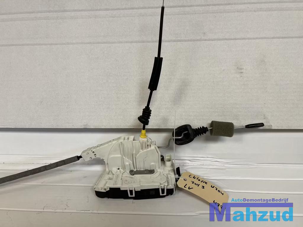 MERCEDES C KLASSE W204 Links voor deurslot A0997200735, Gebruikt, Mercedes-Benz AG, Mercedes-Benz, Ophalen of Verzenden