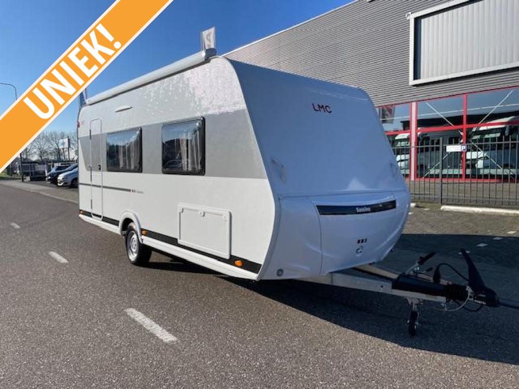 LMC Sassino 450D + MOVER + LUIFEL, Caravans en Kamperen, Caravans, Tot en met 2, Bedrijf, Treinzit, 5 tot 6 meter