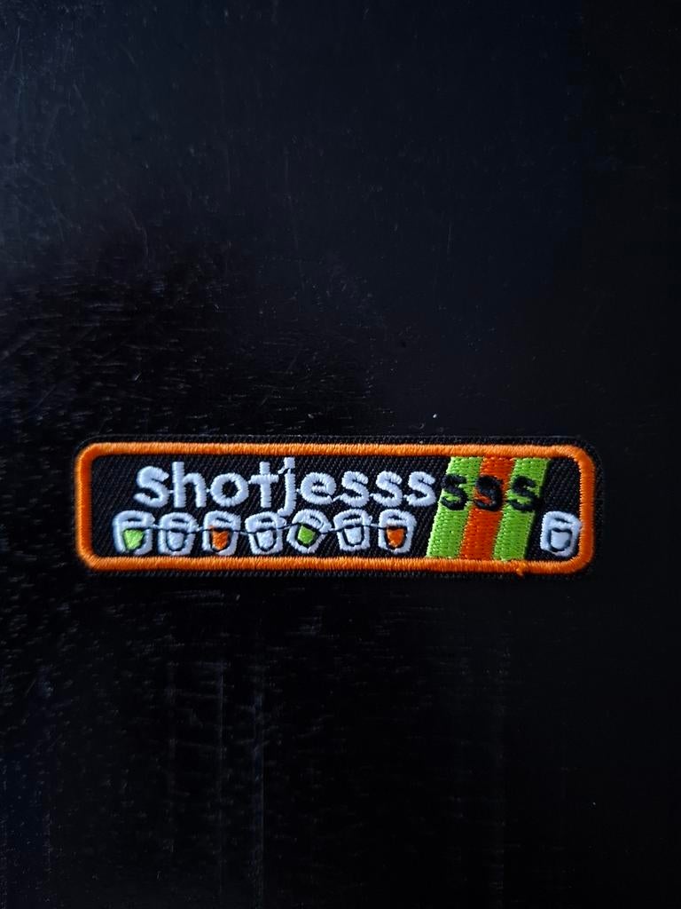 Carnavals embleem kruikenstad, Ophalen, Carnaval