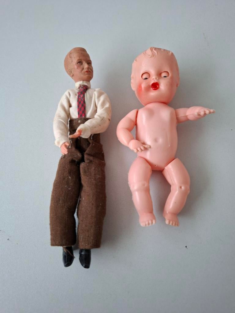 2 oude poppenhuis popjes, Ophalen of Verzenden, Gebruikt, Poppenhuis