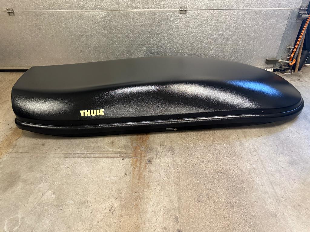 Grote Thule Dakkoffer 700 Liter Laadvermogen van 75 kg, Auto diversen, Ophalen of Verzenden, Gebruikt