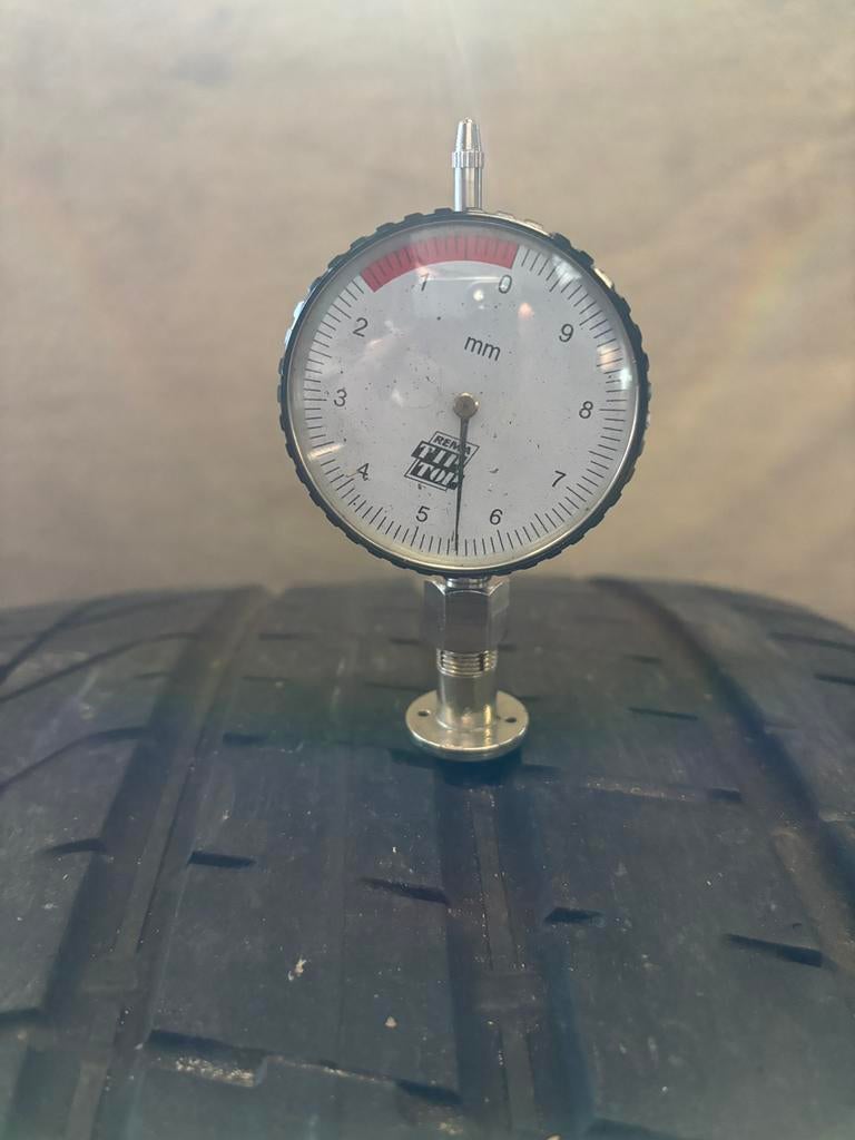 2 x 315-30-22 Pirelli P-Zero NO of Michelin NO Zomerbanden, Ophalen, Gebruikt, Overige maten, Band(en)